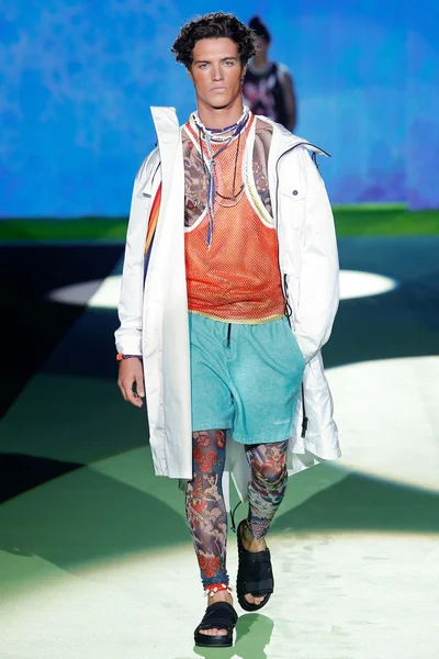 Look 21